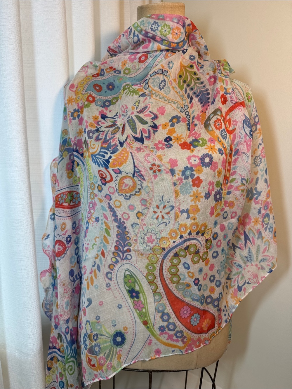 Mellifluous multicolored lightweight scarf; designed in Spain.